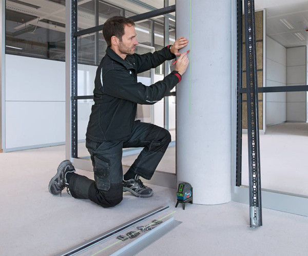 Линейный нивелир BOSCH GCL 2-15G + RM1 + кейс