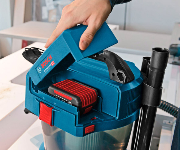 Аккумуляторный пылесос BOSCH GAS 18V-10 L Solo