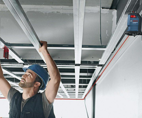 Линейный нивелир BOSCH GLL 2-20 + BM3 + кейс Koffer