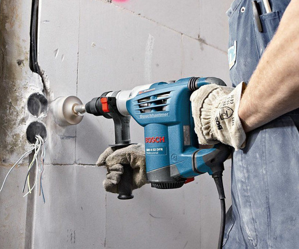 Перфоратор BOSCH GBH 4-32 DFR Set