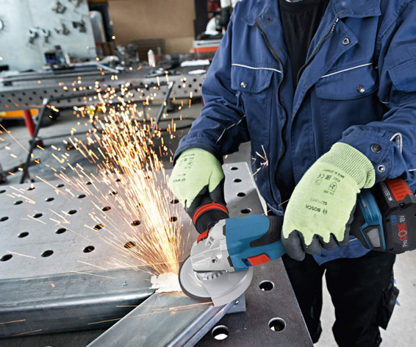 Аккумуляторная болгарка BOSCH GWS 18V-15 SC Solo