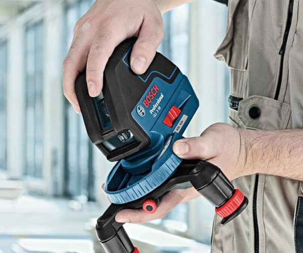 Линейный нивелир BOSCH GLL 3-50 + BM1 + LR2 + L-BOXX
