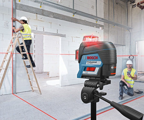 Линейный нивелир BOSCH GLL 3-80 C