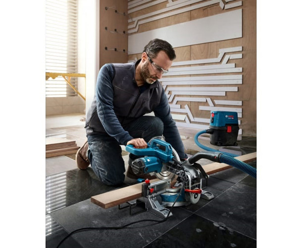 Торцовочная пила Bosch GCM 216