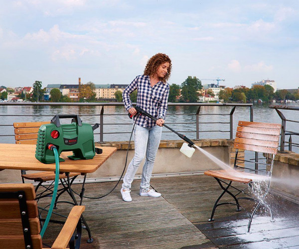 Мойка высокого давления BOSCH EasyAquatak 110
