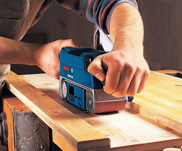 Ленточная шлифмашина BOSCH GBS 75 AE